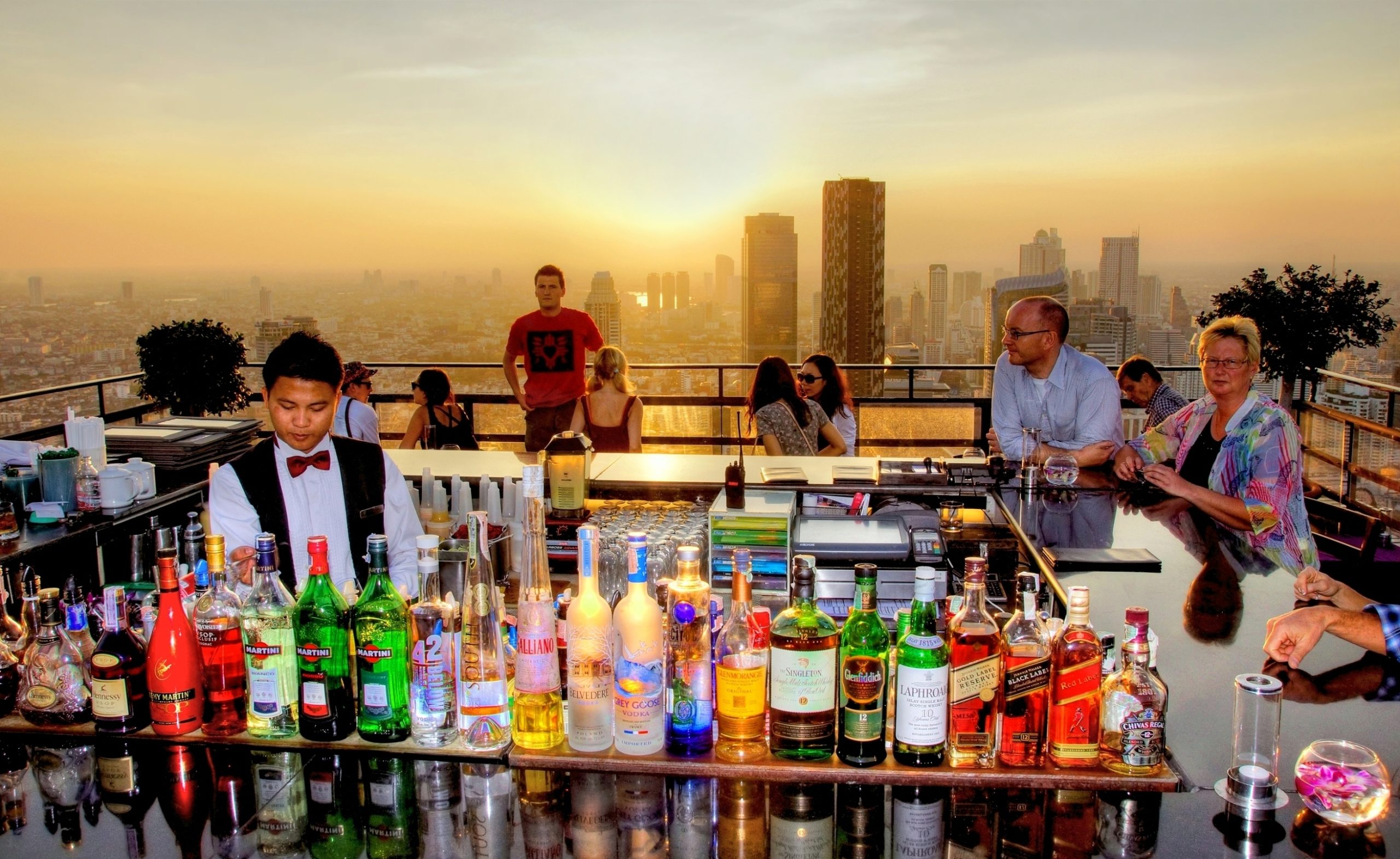 Drinking In Bangkok Tonight? | Find The Best Bars Here